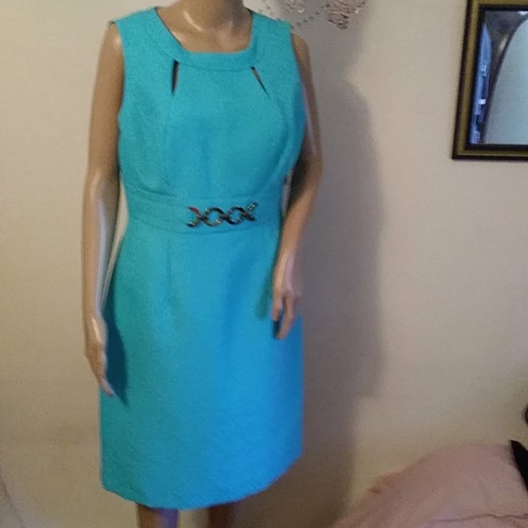 Turquoise Tahari-Levine dress. - Picture 1 of 5